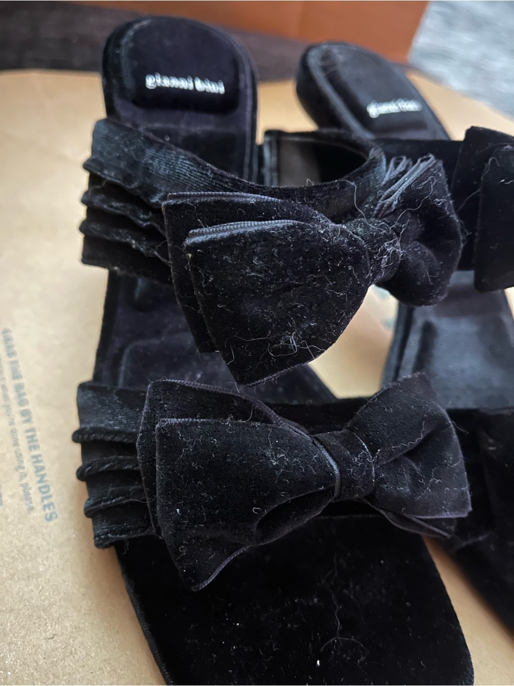 Gianni Bini Black Velvet Double-Bow Heels, Size 9, New - Picture 4 of 7